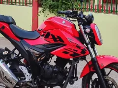 Suzuki Gixxer Dual Disc Dual Tone